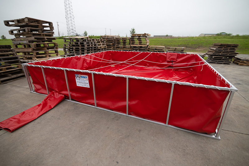 Standard folding frame tank